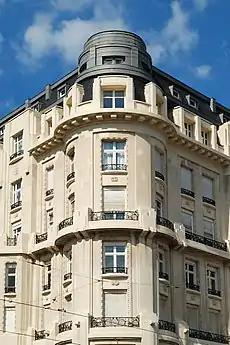 La rotonde d'angle.