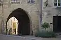 Le porche du château.
