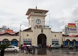 Place Quách Thi Trang et Marché Ben Thanh