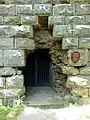 Entrée maison-tour