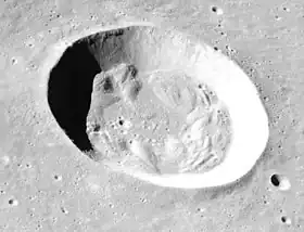 Image illustrative de l'article Bessel (cratère)