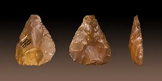 Biface en silex  - Venerque - Muséum de Toulouse