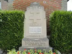Le monument de 1944.