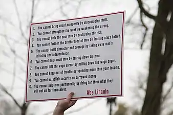 2011 : Le décalogue industriel 1916 de Boetcker&nbsp;(en) attribué par erreur à Abe Lincoln lors d'un rassemblement de Tea Party.