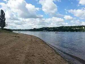 La plage de Bonnu en 2016.