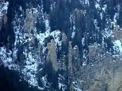 Les cargneules de Bragousse sous les premières neiges