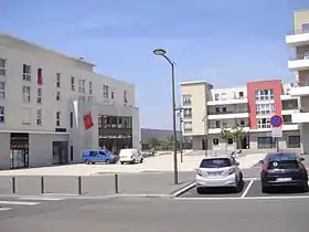 La place d'Argentine, dans le quartier du Chemin Vert.