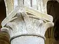 Grandes arcades du sud, chapiteau du 1er&nbsp;pilier.