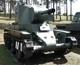 BT-42 finlandais, modification du BT-7 soviétique.