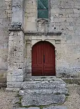 Porche latéral.