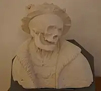 ... jubé détruit.