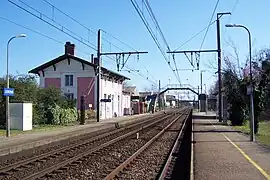 Les voies en direction de Barsac (mars&nbsp;2012)