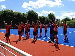 Terrain de hockey.