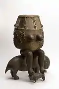 Tambour sculpté