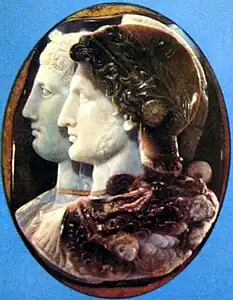Camée de la Maison de Gonzague représentant Ptolémée&nbsp;II et Arsinoé&nbsp;II, musée de l'Ermitage.