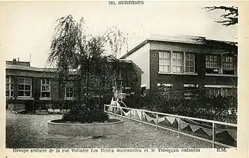 Les écoles maternelle et élémentaires.