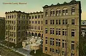 Carte postale représentant l'immeuble d'une institution scolaire.