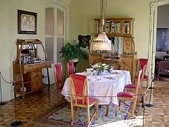 La salle à manger.
