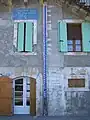 Échelle des crues de la Garonne sur la façade de la maison éclusière no&nbsp;53