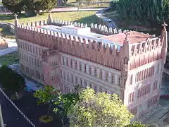Maquette de l'édifice, à Catalunya en Miniatura.