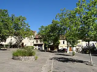 Place Hugues-Salel