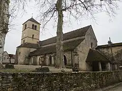 Église Saint-Pierre de Château-Chalon (XIe&nbsp;siècle)