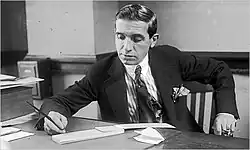Image illustrative de l’article Charles Ponzi