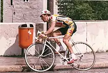 Photo de Charly Mottet sur son vélo.