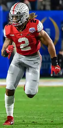 Young jouant dans le Fiesta Bowl 2019 avec Ohio State.