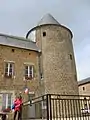 La tour nord-est, sous un angle légèrement différent.