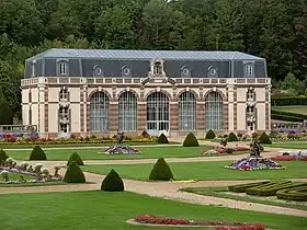 Orangeraie du château des Vaux.