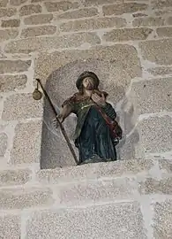 Statue demi-nature de saint Jacques le Majeur.