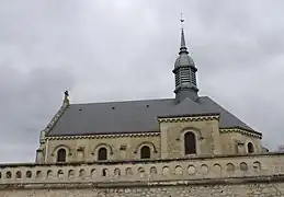 Façade sud de l'église.