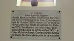 Plaque apposée dans le mausolée.