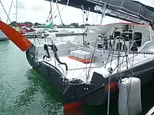 la plage arrière d'un voilier