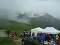 Le col des Posettes (1&nbsp;997&nbsp;m) sur le Marathon du Mont-Blanc 2014, avec des conditions météorologiques difficiles.