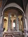 Ouverture de la chapelle seigneuriale sur le déambulatoire
