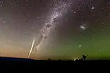 La comète Lovejoy vue depuis la Terre.