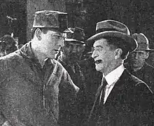 Dans Coming Through (1925)