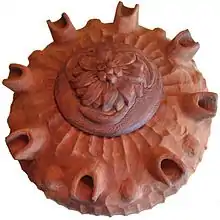 Coupe de l'amitié à huit becs.