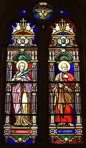 Vitraux représentant Sainte Sophie et Saint-Pierre