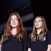 Jeunes chanteuses de la Kerlenn Pondi