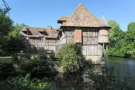 Le manoir, façades sud-ouest.