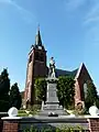 L'église et le monument aux morts