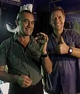 Craig Challen (en) Richard Harris (en)