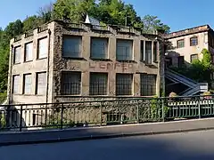 Photographie du centre d'art contemporain du Creux de l'enfer.