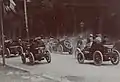Départ de Paris-Ostende, le 1er septembre 1899 (no&nbsp;7 Alfred Levegh le futur vainqueur, no&nbsp;4 F. Charron).