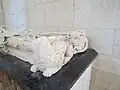 Détail sur le lion et le bélier aux pieds des gisants.