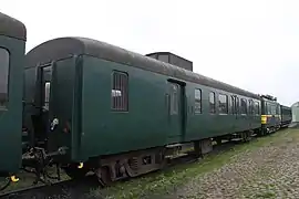Voiture mixte première classe / bagages (ex 2e classe / bagages).