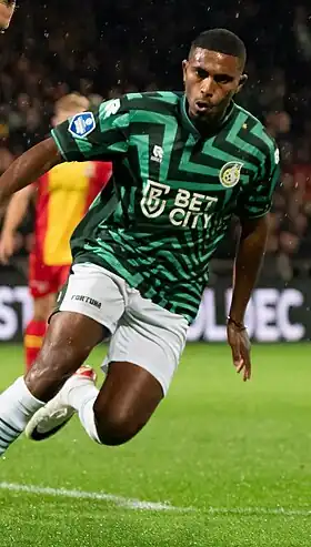 Image illustrative de l’article Deroy Duarte